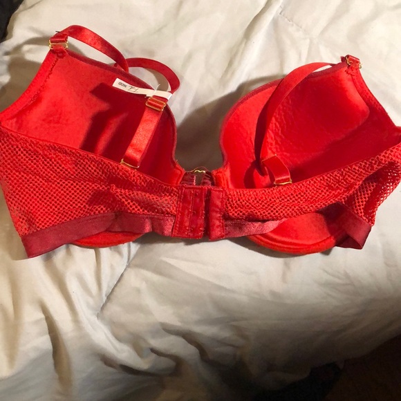 $3/30 bundle save!! 36DD lace red bra Nwot - Picture 5 of 6